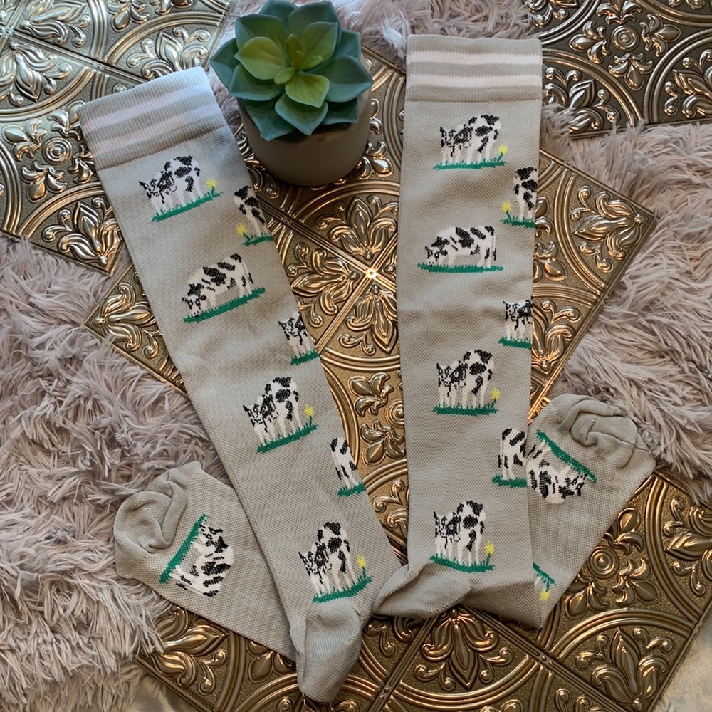 🌹New Cute Cow Print Long Knee High Compression Socks Size L/XL - TOOO CUTE! - Picture 5 of 8